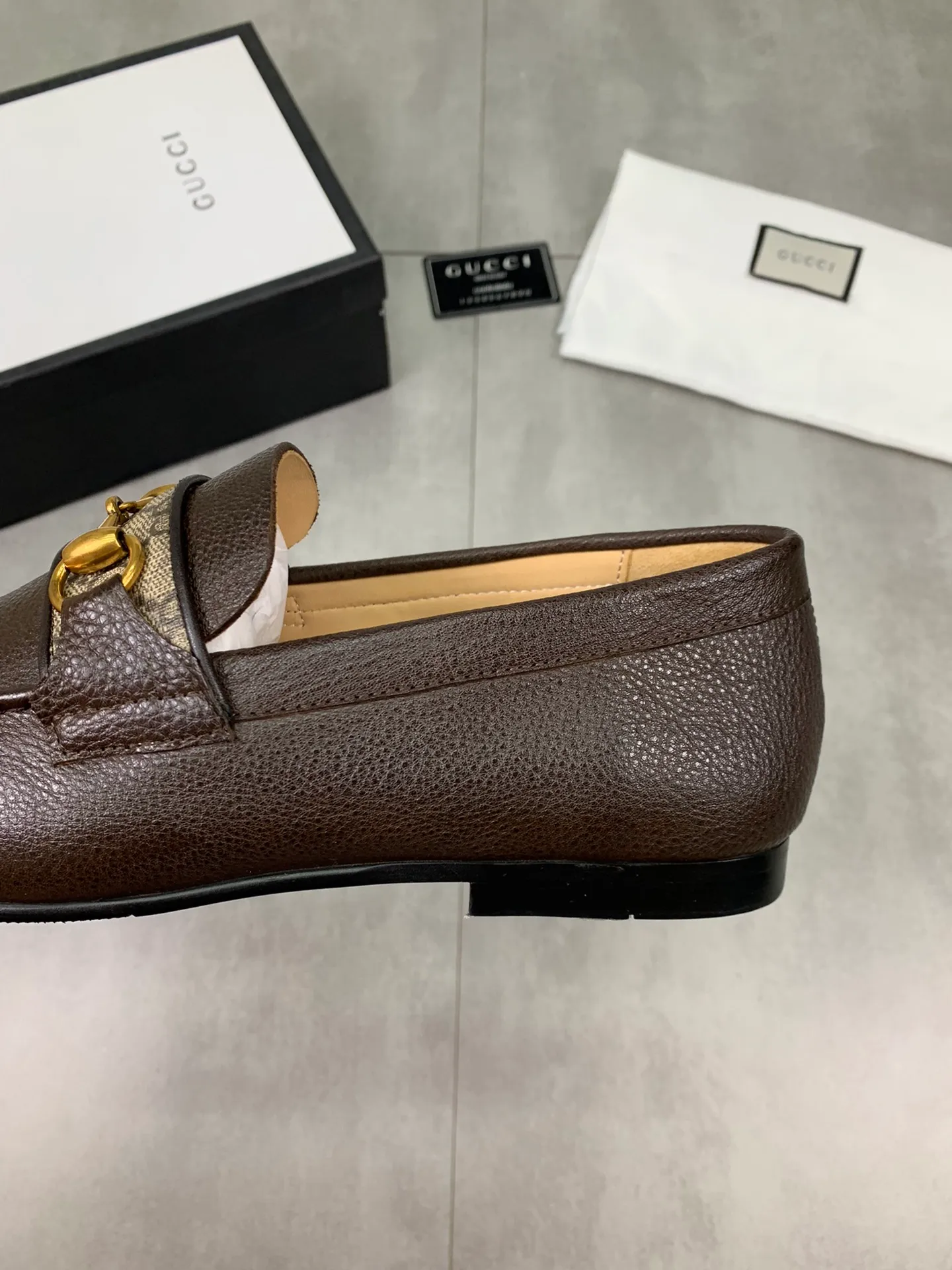 Men's men's shoes💰P520💰[New model]🆘Water-dyed cow lining [GUCCI] Gucci leather shoes, top men's purchasing agent, 2022 counter simultaneous sale, top-grade original calfskin imported from Italy ➕ first-layer cowhide lining) original sole provided by the original factory, fine workmanship, impeccable👍 You can enter and exit the counter at will; the real thing is super beautiful Sizes 38 to 44; 3⃣️colors🉑️ to choose from